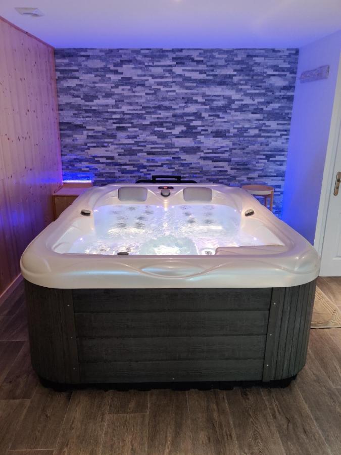 Suite Eden Avec Jacuzzi Prive Chaumont  Exteriér fotografie